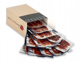 Open box of Extremadura Lomo Iberico Bellota - Sliced